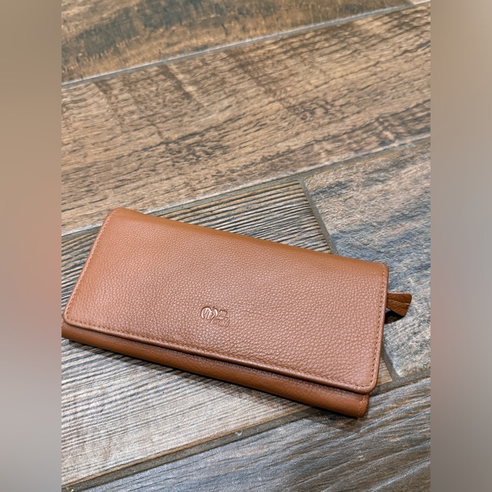 Mou Meraki Wallet